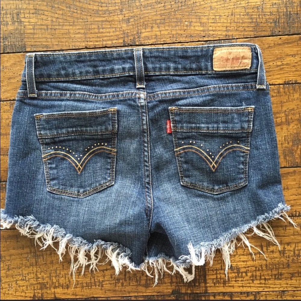 Levi’s shorts